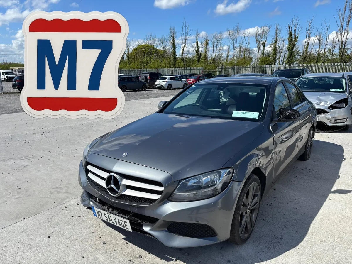 16 Merc C200d Auo 235km Starting - Image 1