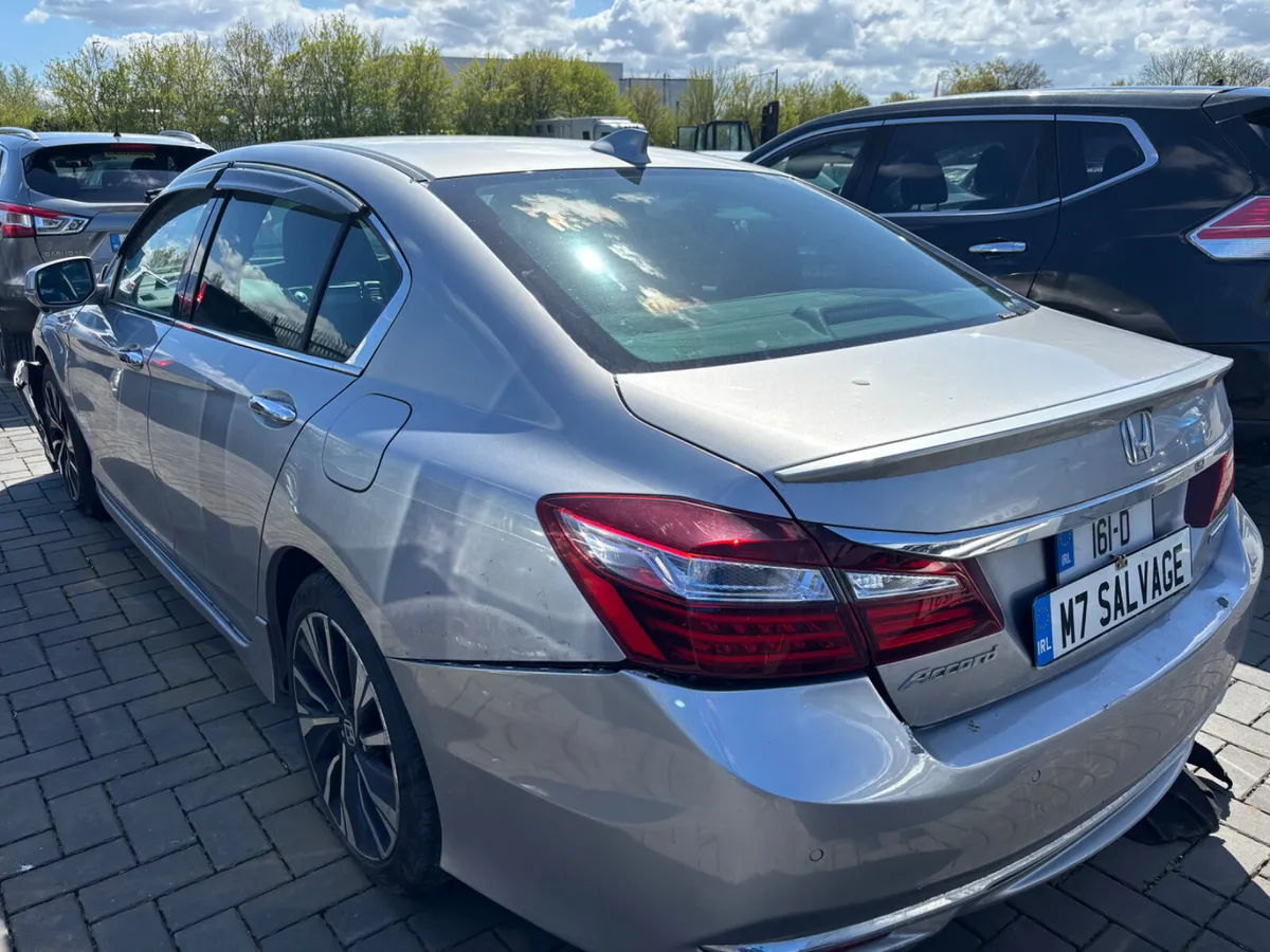 16 Accord Hybrid 130km Drives - Image 3