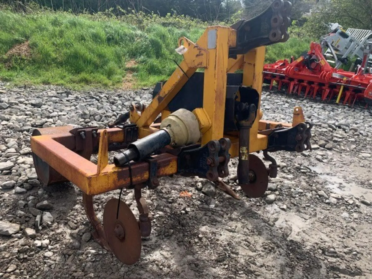 MCCONNEL 2 LEG GRASSLAND SHAKERTAOR - Image 1