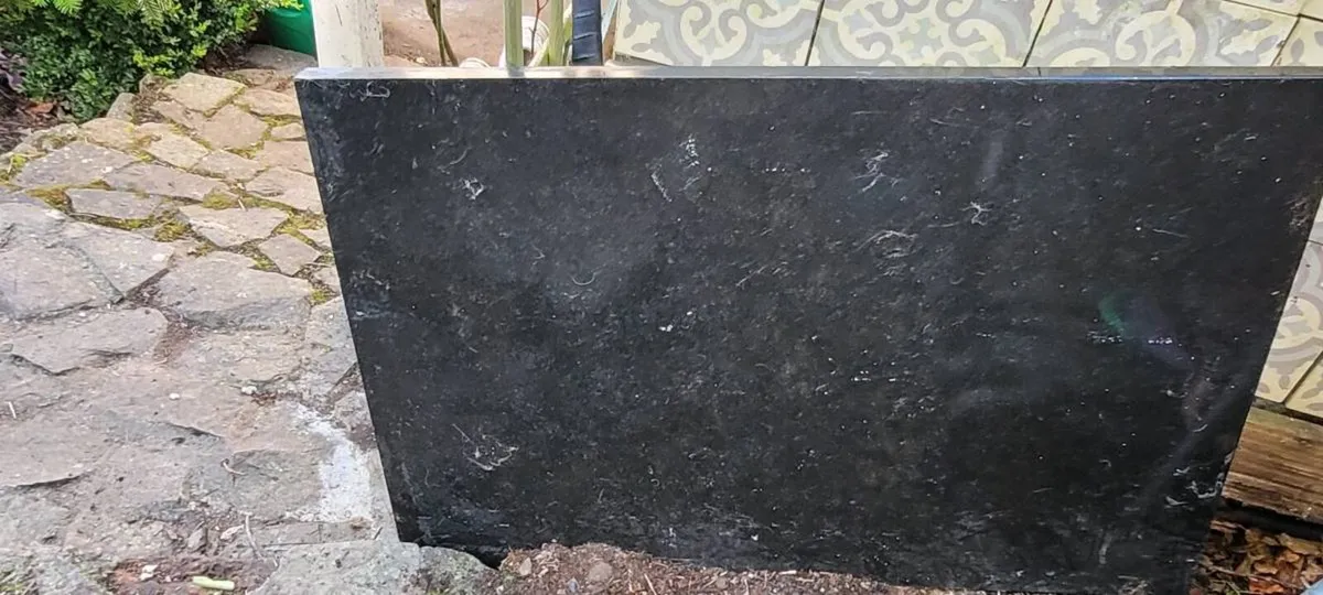 Black marble slab - Image 1
