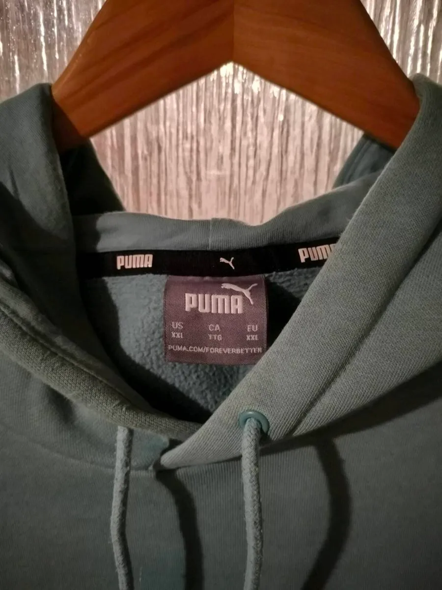 mens Puma Sage green Hoodie. Xxl. Like new.
Length - Image 3