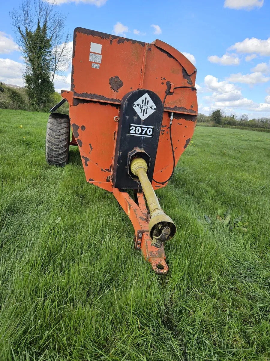 Abbey 2070 - Image 1