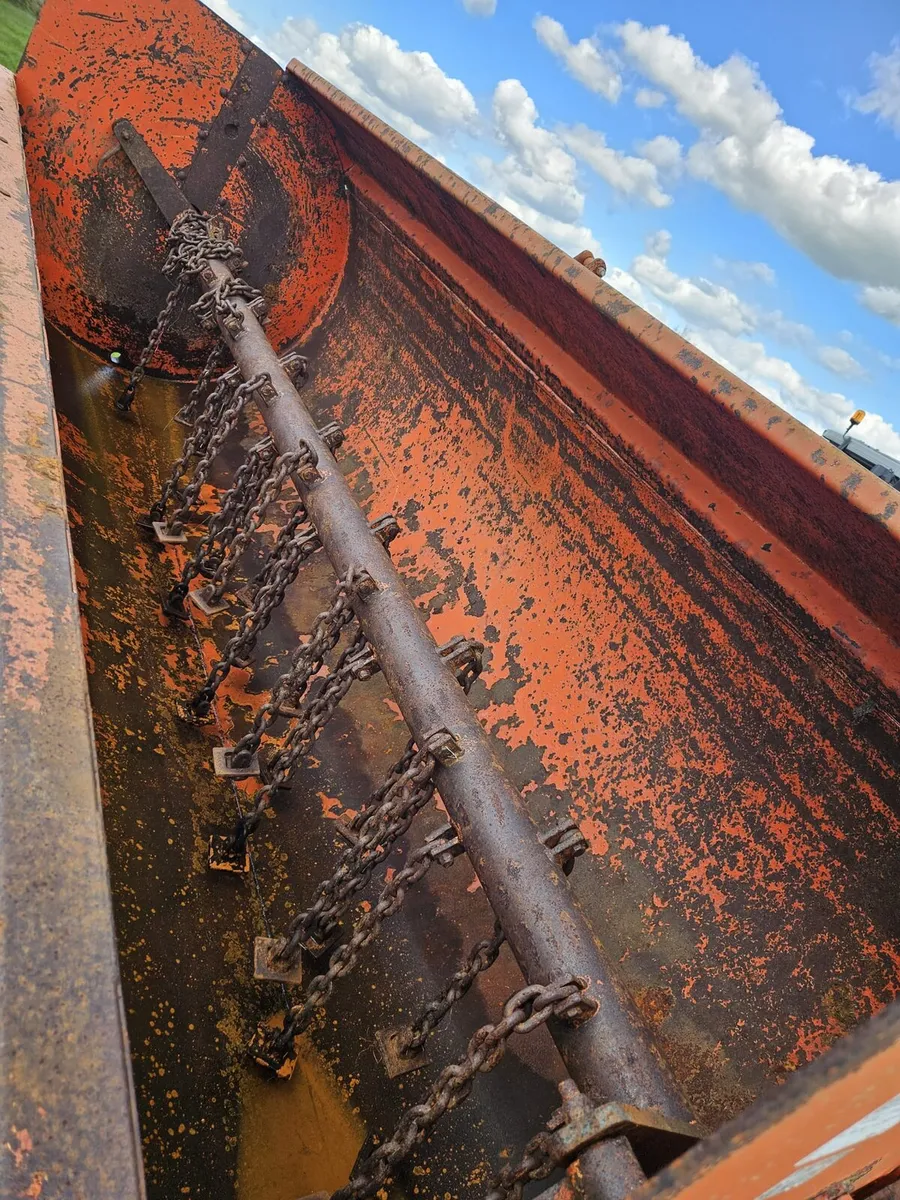 Abbey 2070 - Image 2