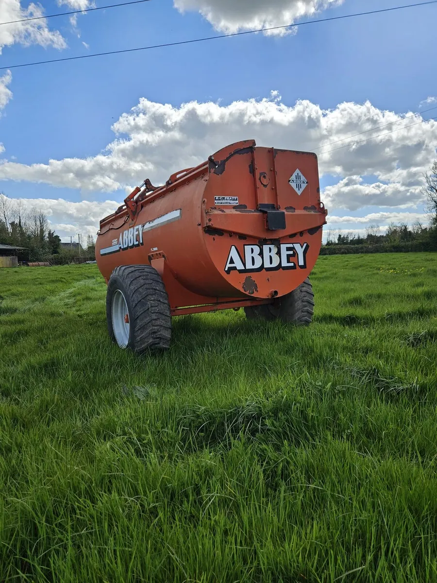 Abbey 2070 - Image 4