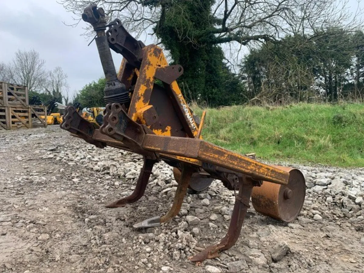 MCCONNEL 3 LEG SHAKERATOR VIBRATING SUBSOILER - Image 4