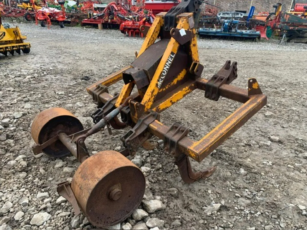 MCCONNEL 3 LEG SHAKERATOR VIBRATING SUBSOILER - Image 3