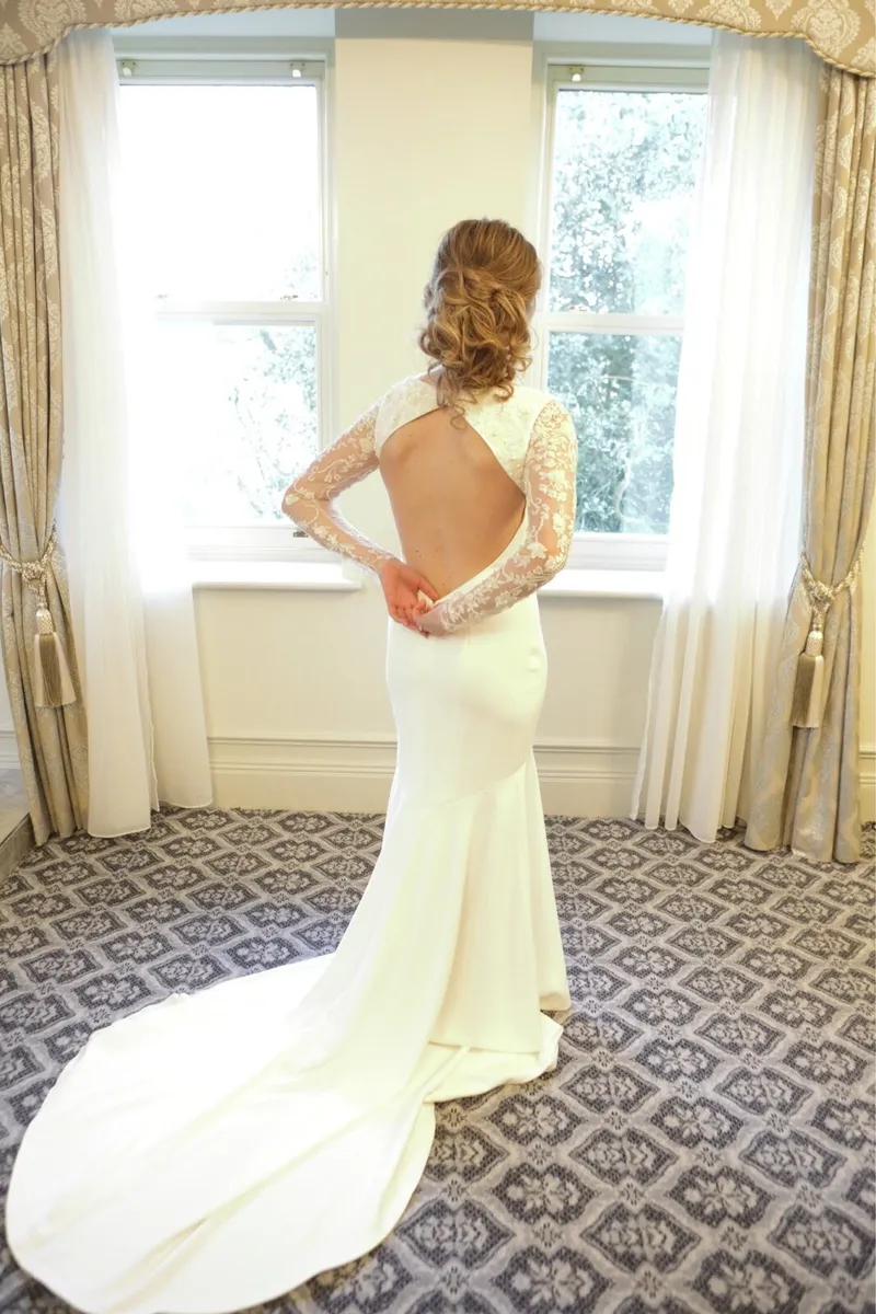 Wedding dress - Image 4