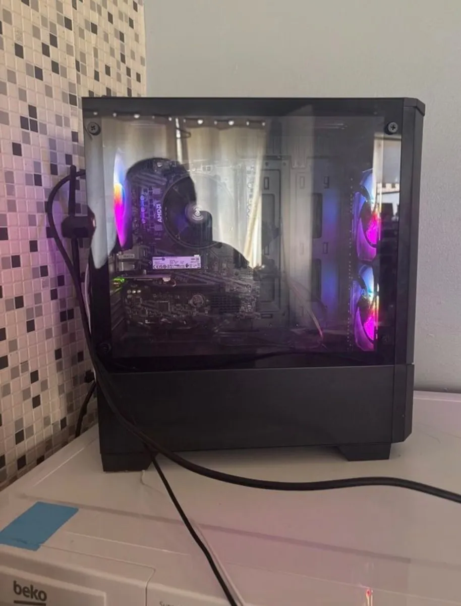 Horizon Gaming PC – Ryzen 5 PRO 4650G – 16GB RAM – - Image 1