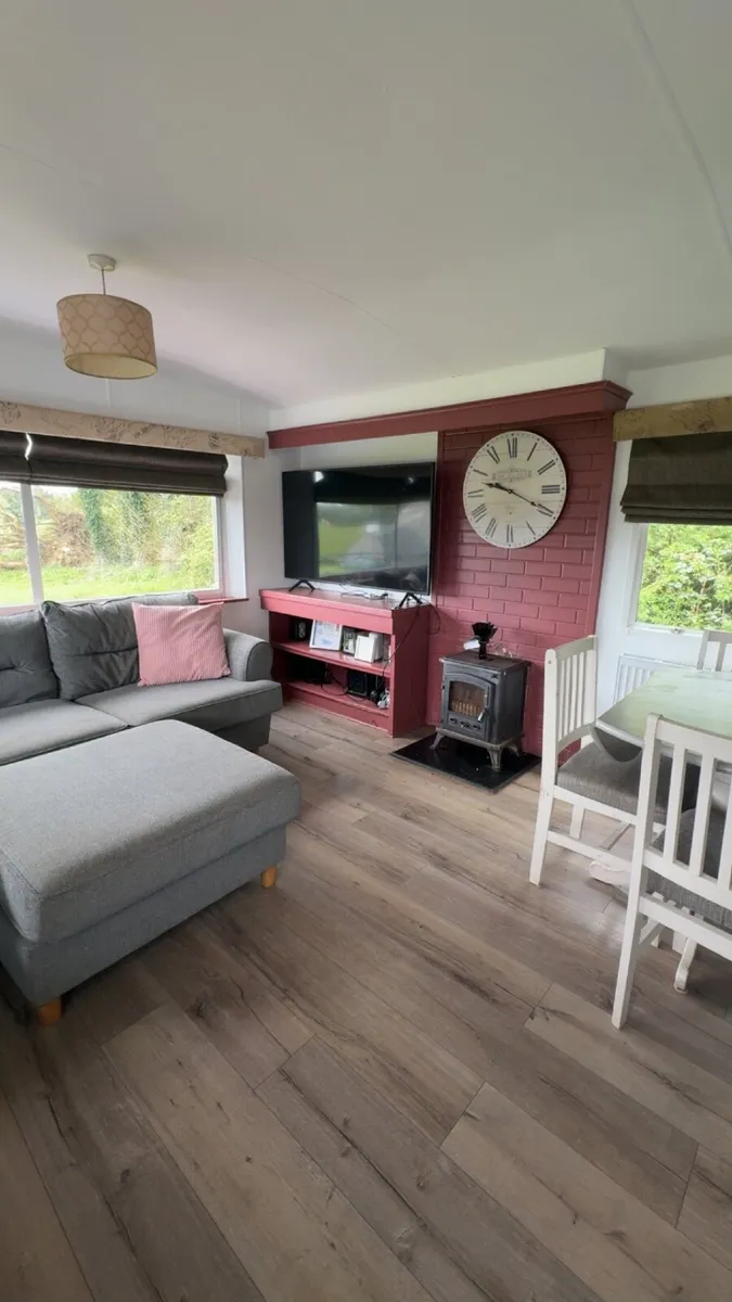 Mobile Home - Image 3