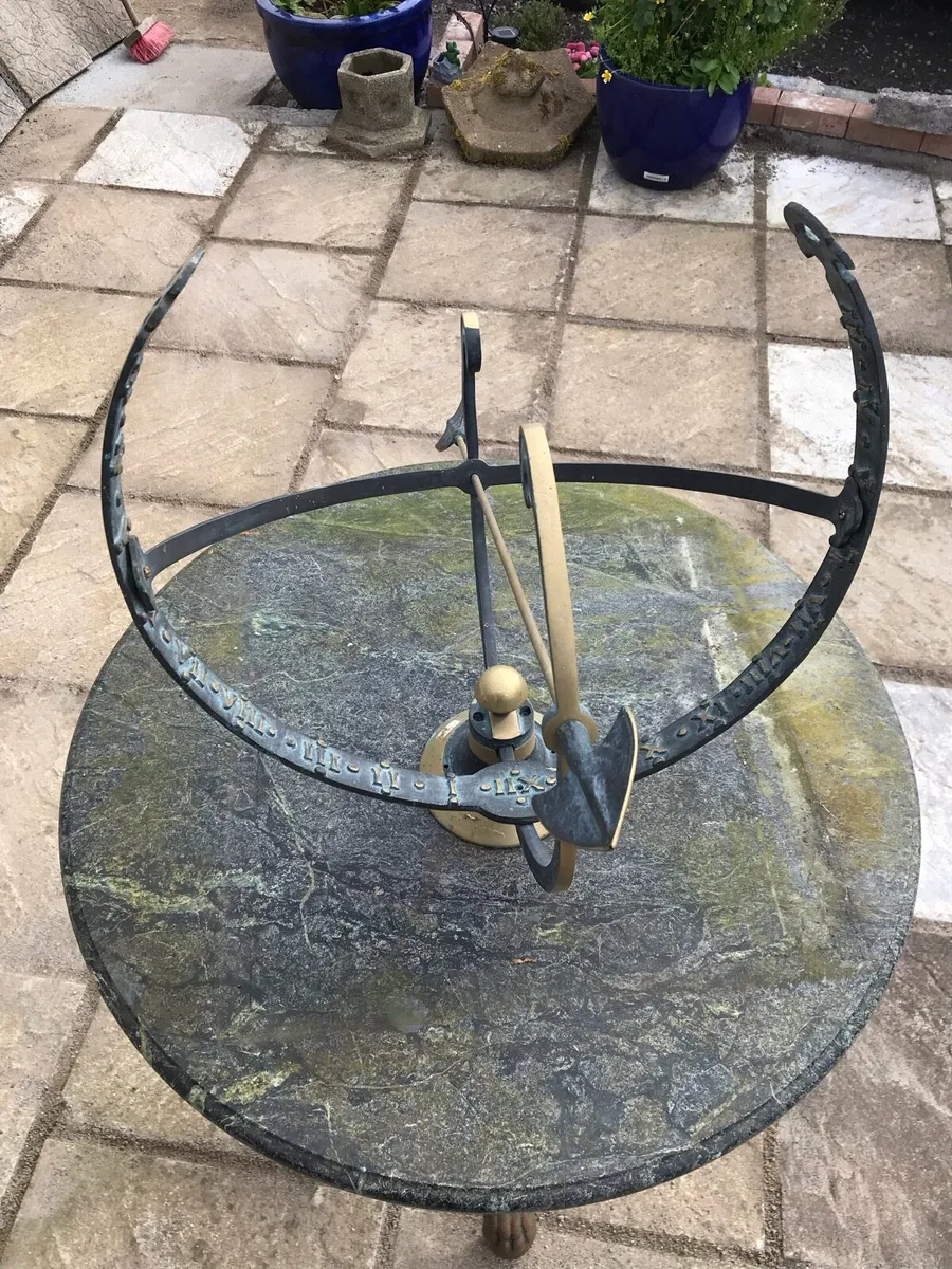 Large heavy brass armillary sundial 25“ - Image 3