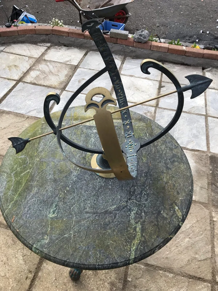 Large heavy brass armillary sundial 25“ - Image 4