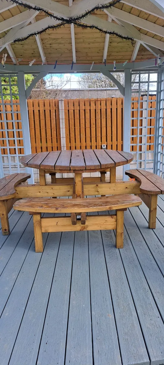 Round Garden Table - Image 2