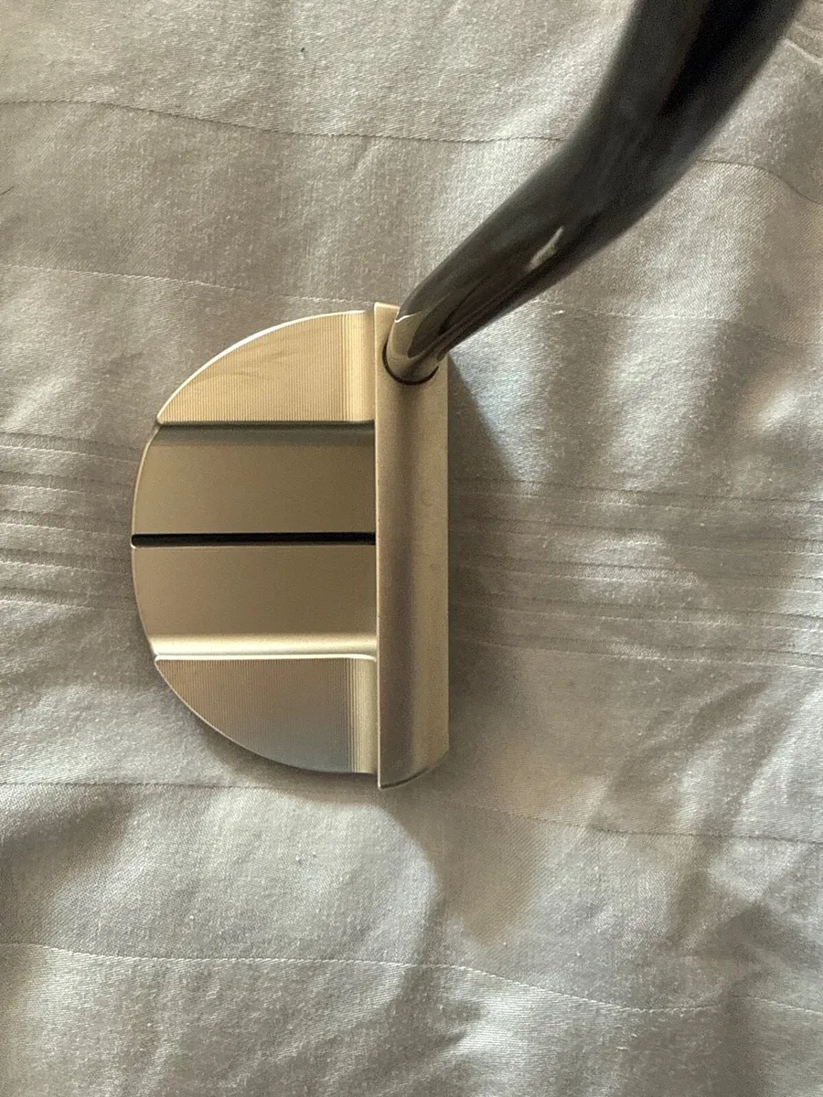 Mizuno M-craft Omoi 3 putter - Image 2