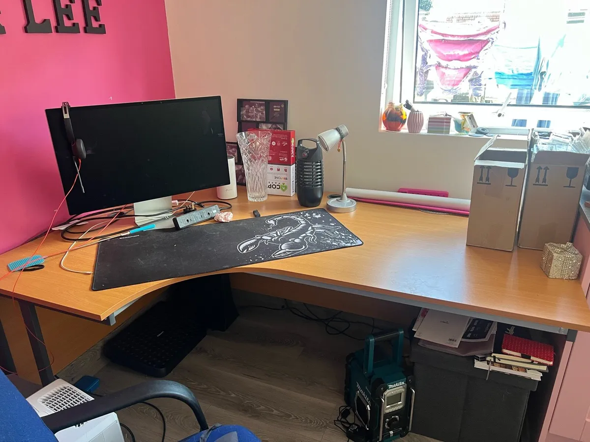 Large Corner Desk + Office Chair – Great Condition - Image 3