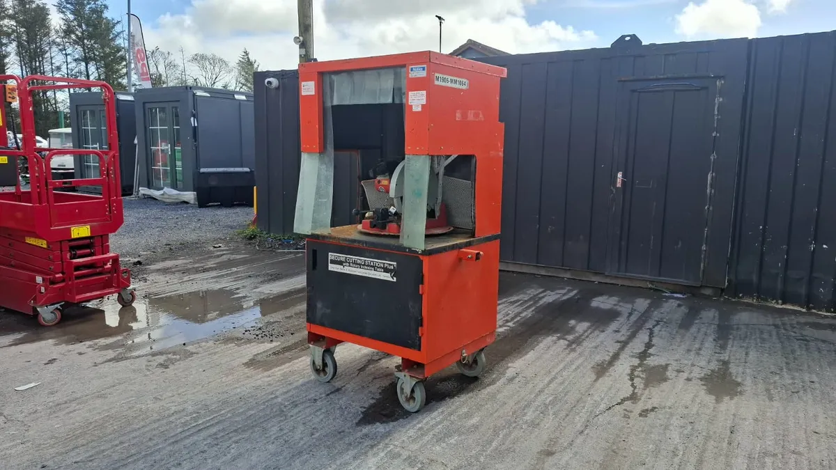 Cutting Station with Swivel Saw - Image 4