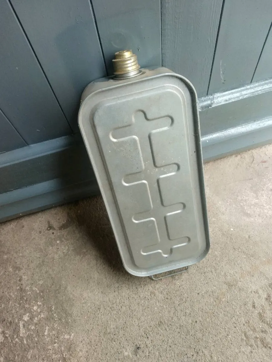 Paraffin heater replacement oil cartridge - Image 1