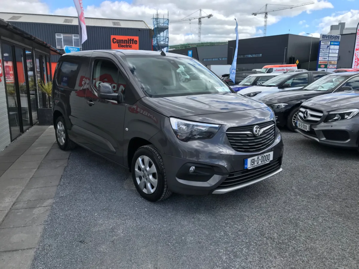 VAUXHALL COMBO 2019 - Image 4