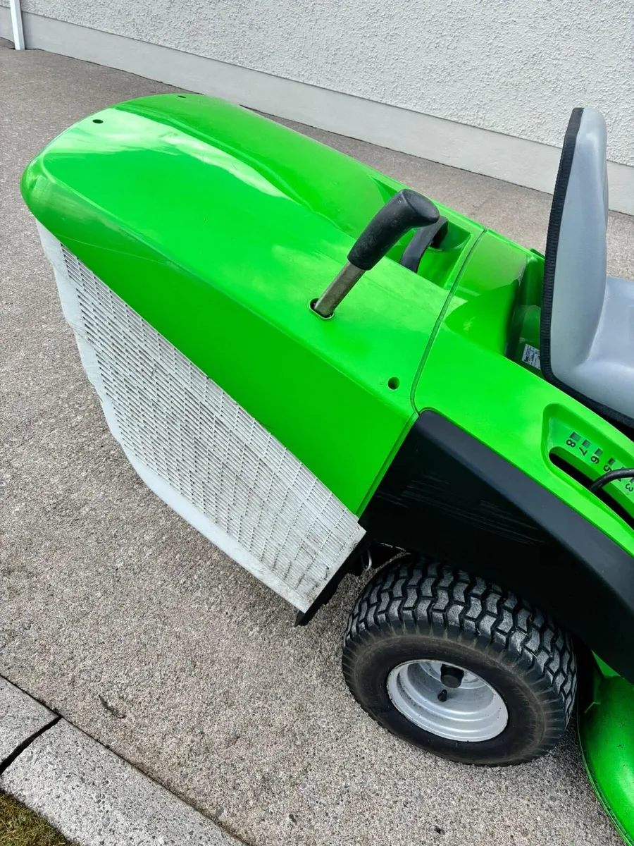 Ride on lawnmower - Image 4