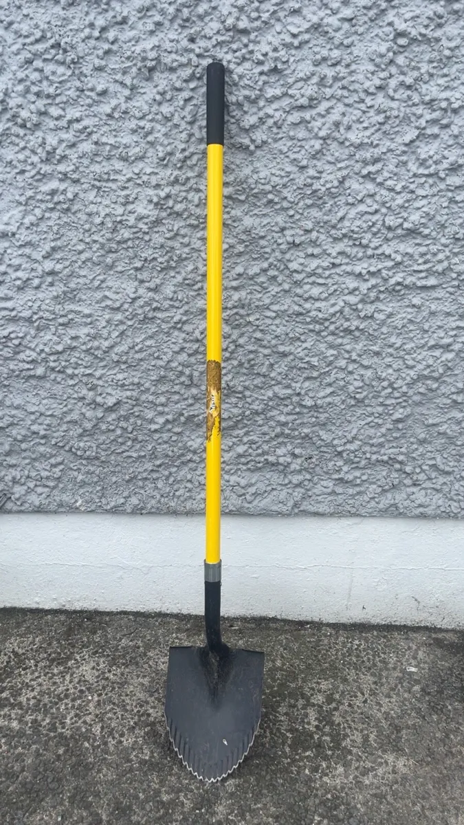 360 minelab detector + shovel - Image 3