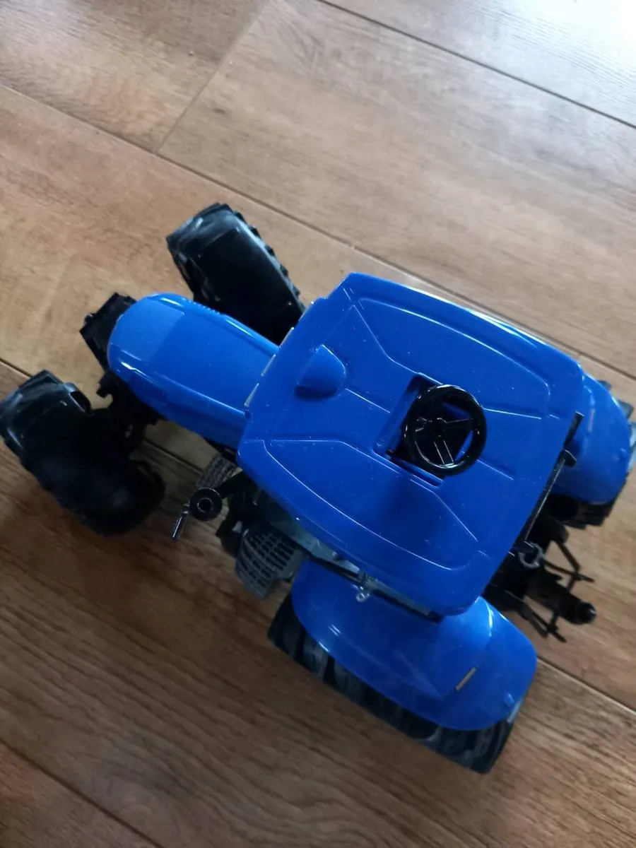 Brudar tractor - Image 1