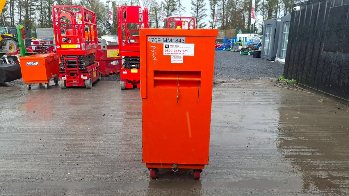 Flambank Tool Store – Secure Site Storage Box - Image 4