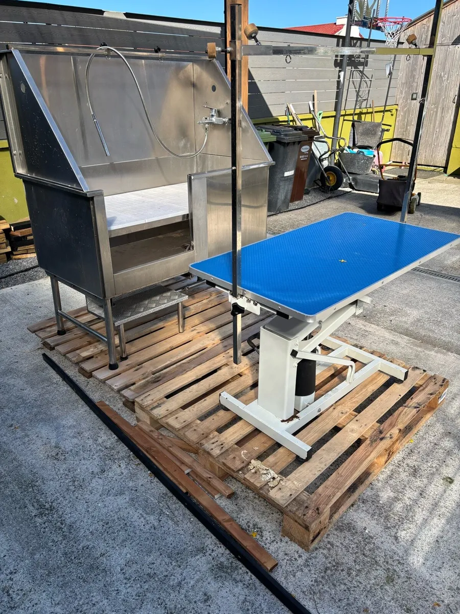 Grooming bath and table - Image 2