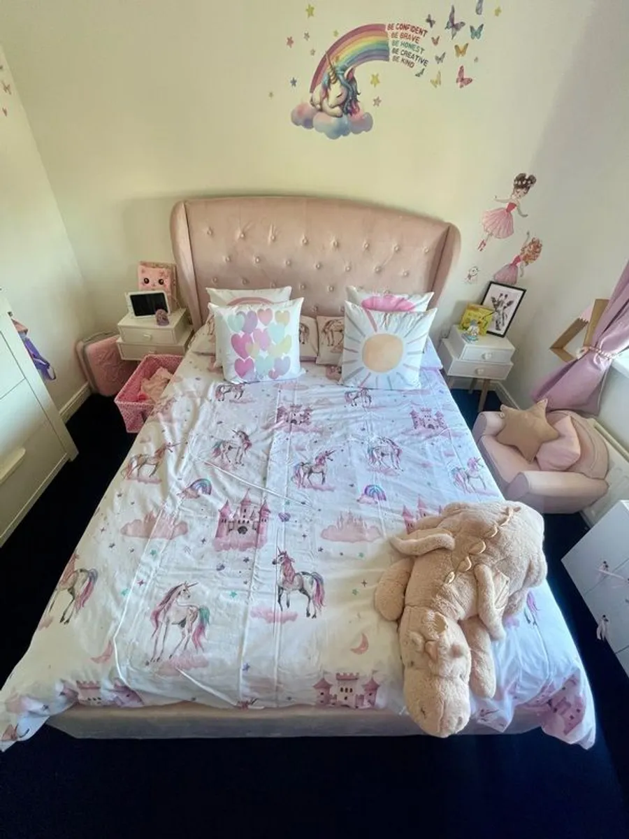 Double Bed - Image 1