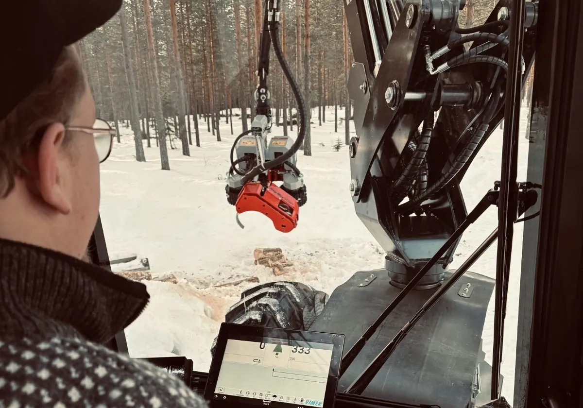 Vimek 470 4-Wheel Harvester | Compact forestry - Image 2