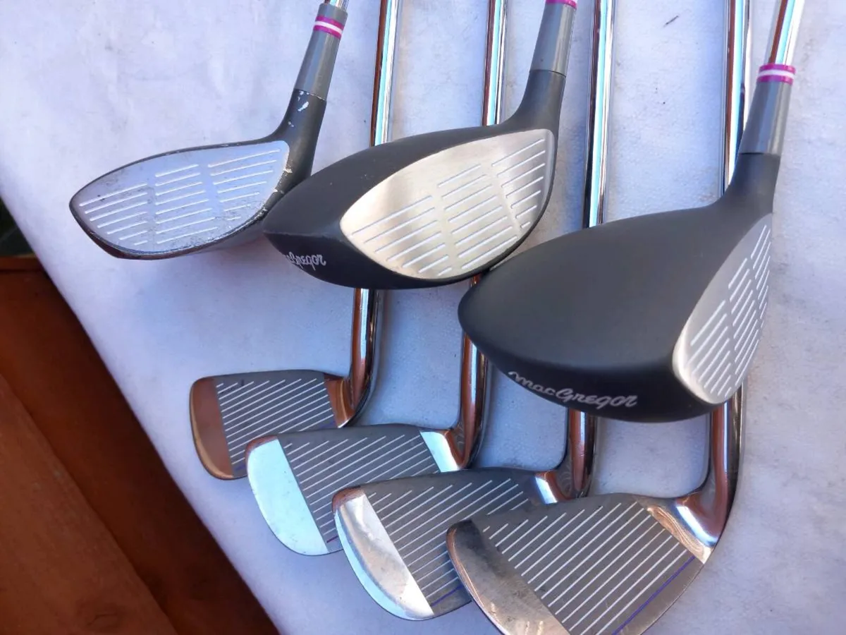 McGregor women's  golf clubs. Right handed clubs - Image 3