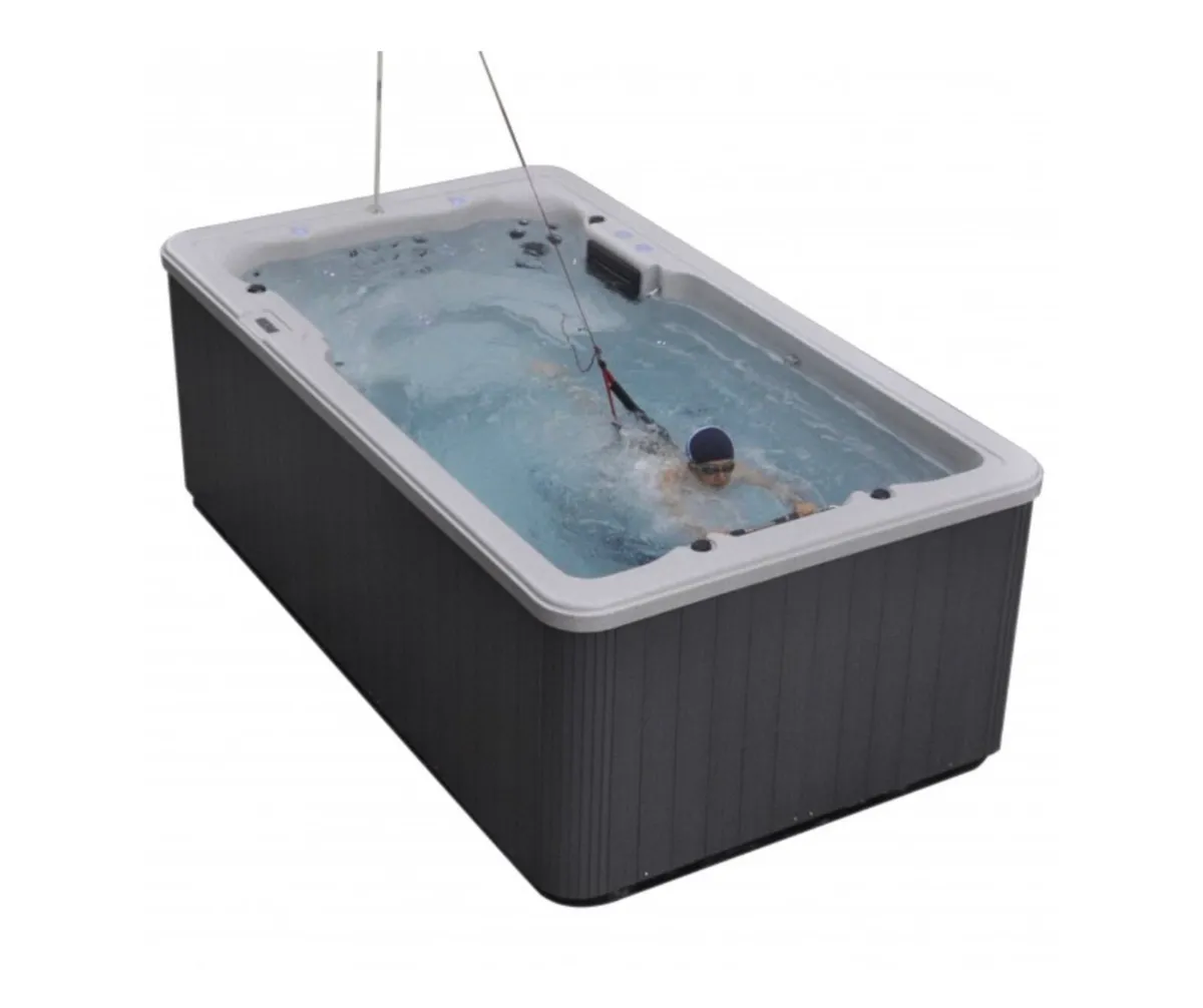 Free Delivery - Irelands lowest priced swim spas - Image 1