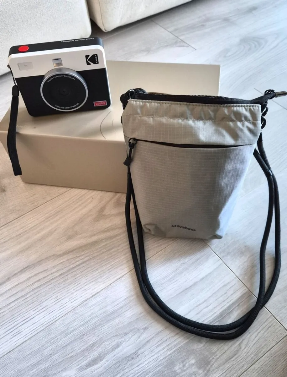 Kodak Mini Shot 3 Retro Instant Camera & Printer - Image 1