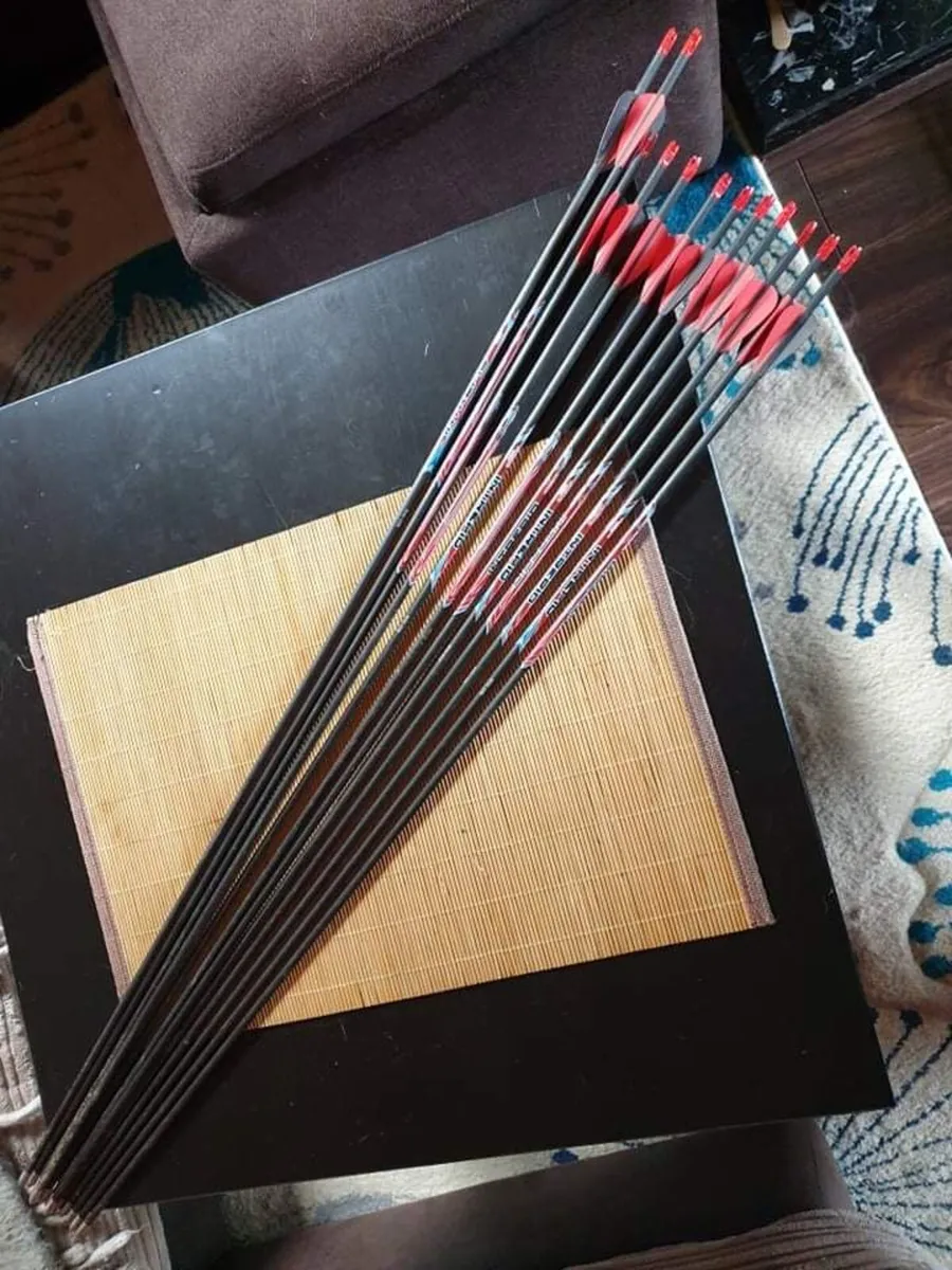 Recurve bow with arrows - Image 3