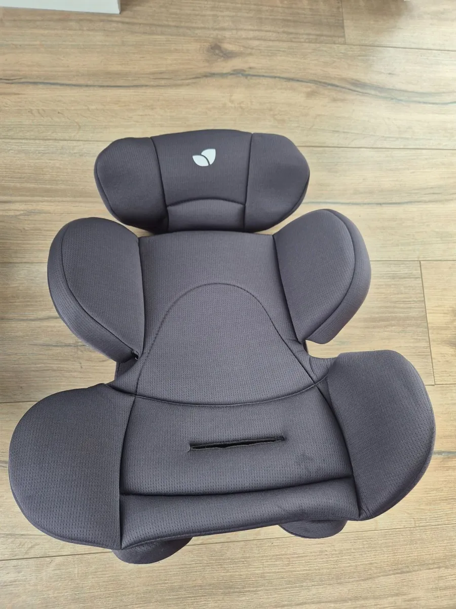 Joie 360 Car Seats - Image 3