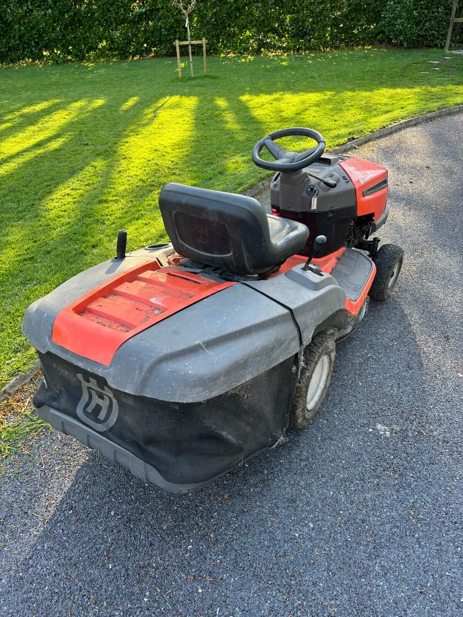 Husqvarna Ride-on Lawn Mower - Image 3