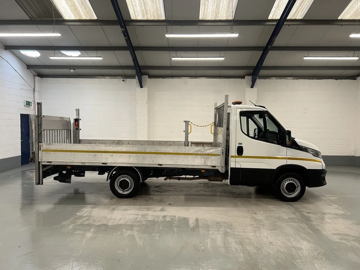 2023 Iveco Daily Dropside Van - Image 1