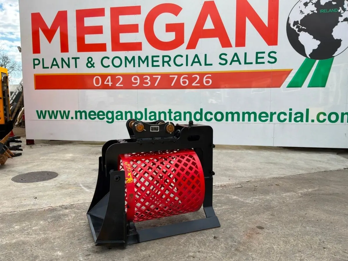 UNUSED SCREENING BUCKET...45mm PINS....2177d.. - Image 1