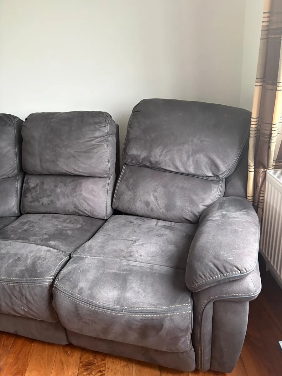 Corner Sofa - FREE - Image 4