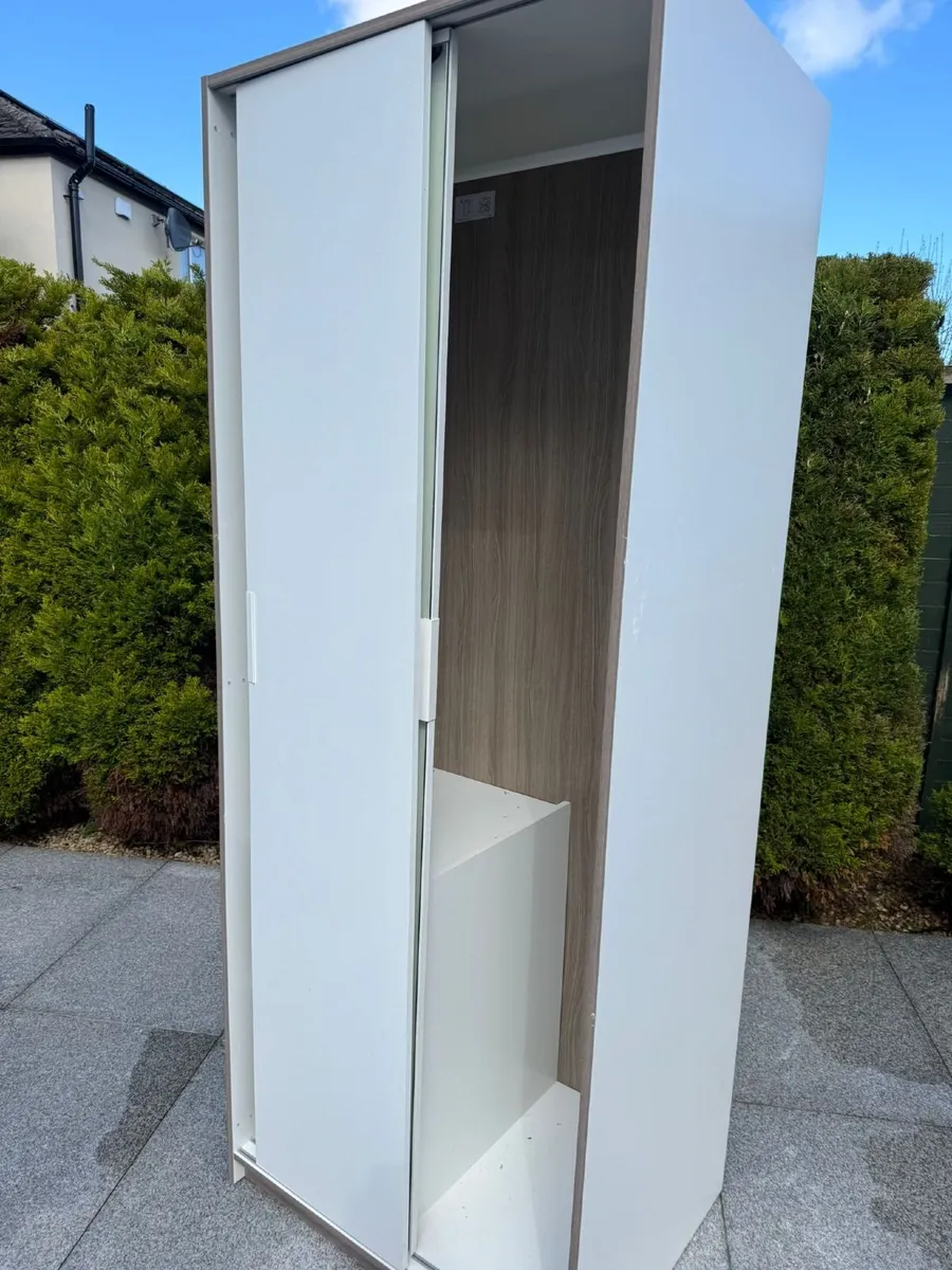 Wardrobe  for free - Image 1