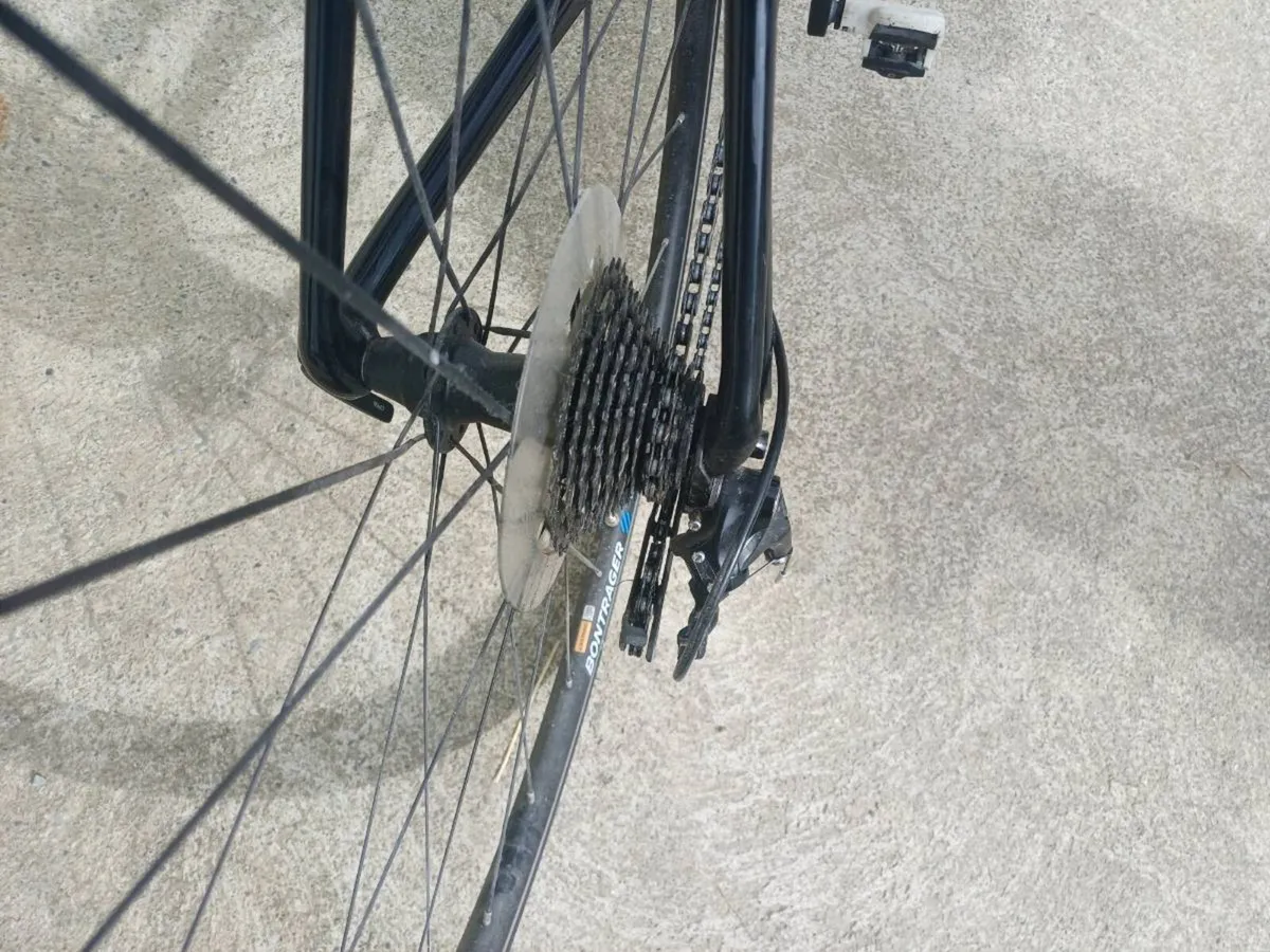 Trek 54cm road bike - Image 4