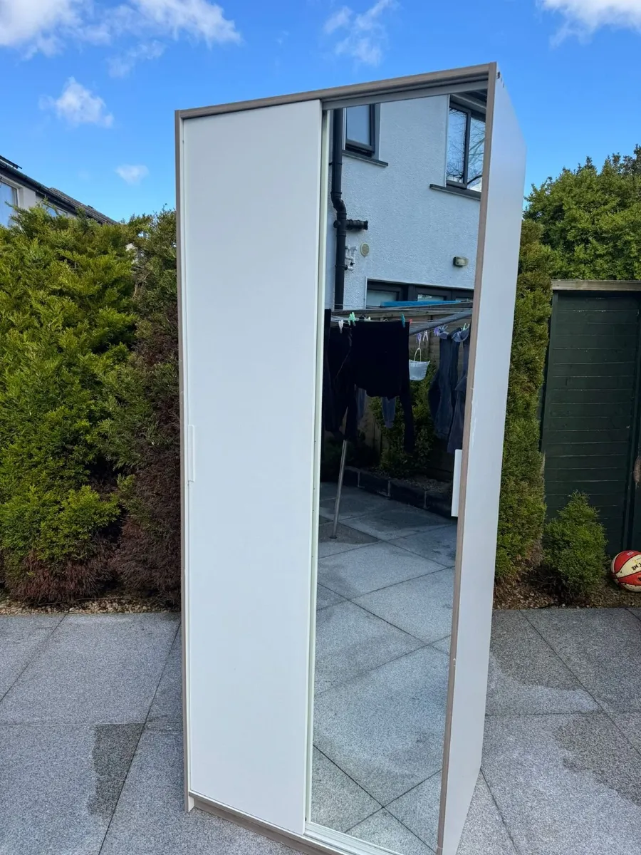 Wardrobe  for free - Image 2