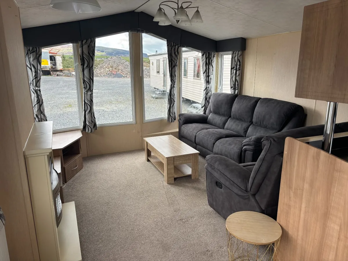 36x12Willerby2Bed,D/G&C/H,Free Deliv Upto 60 Miles - Image 2