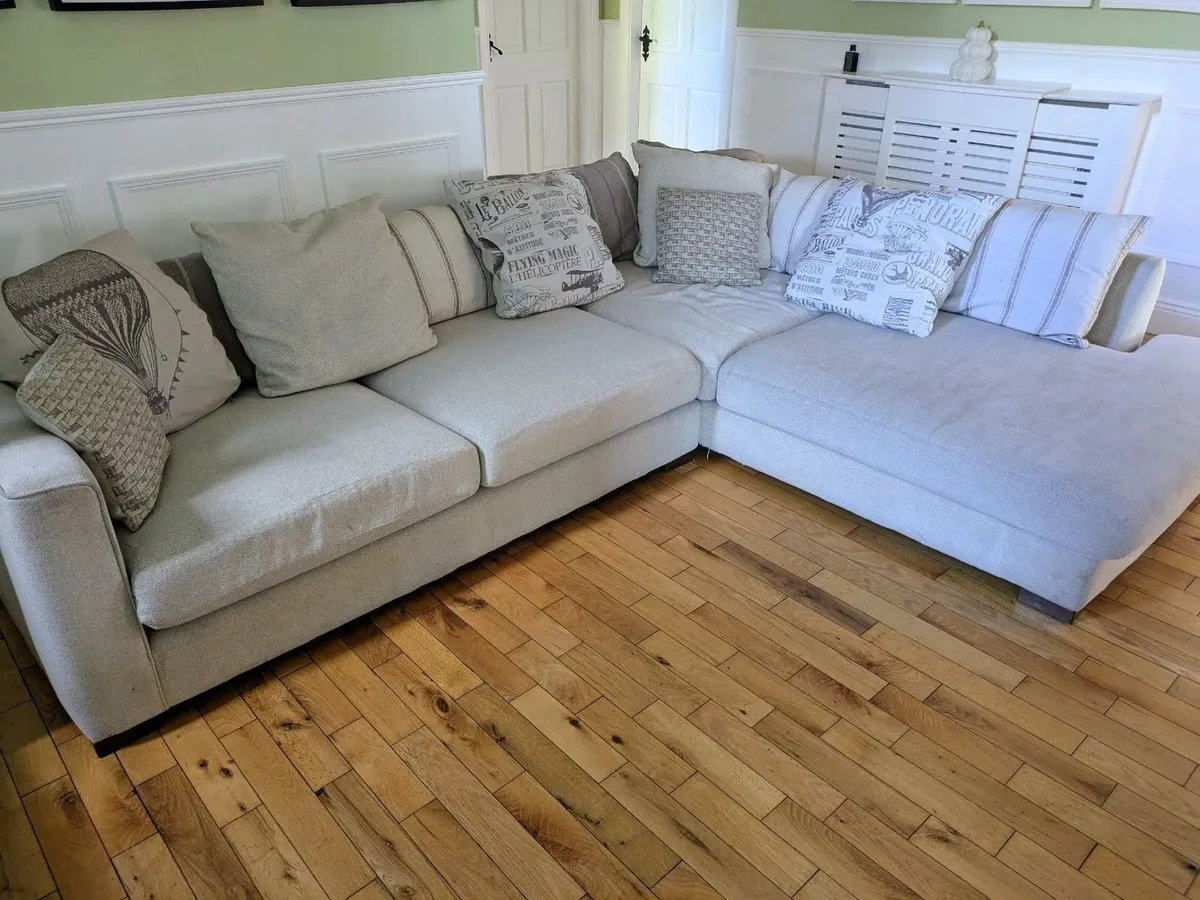 L shape corner couch - Image 2