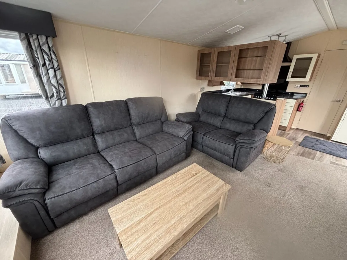 36x12Willerby2Bed,D/G&C/H,Free Deliv Upto 60 Miles - Image 4