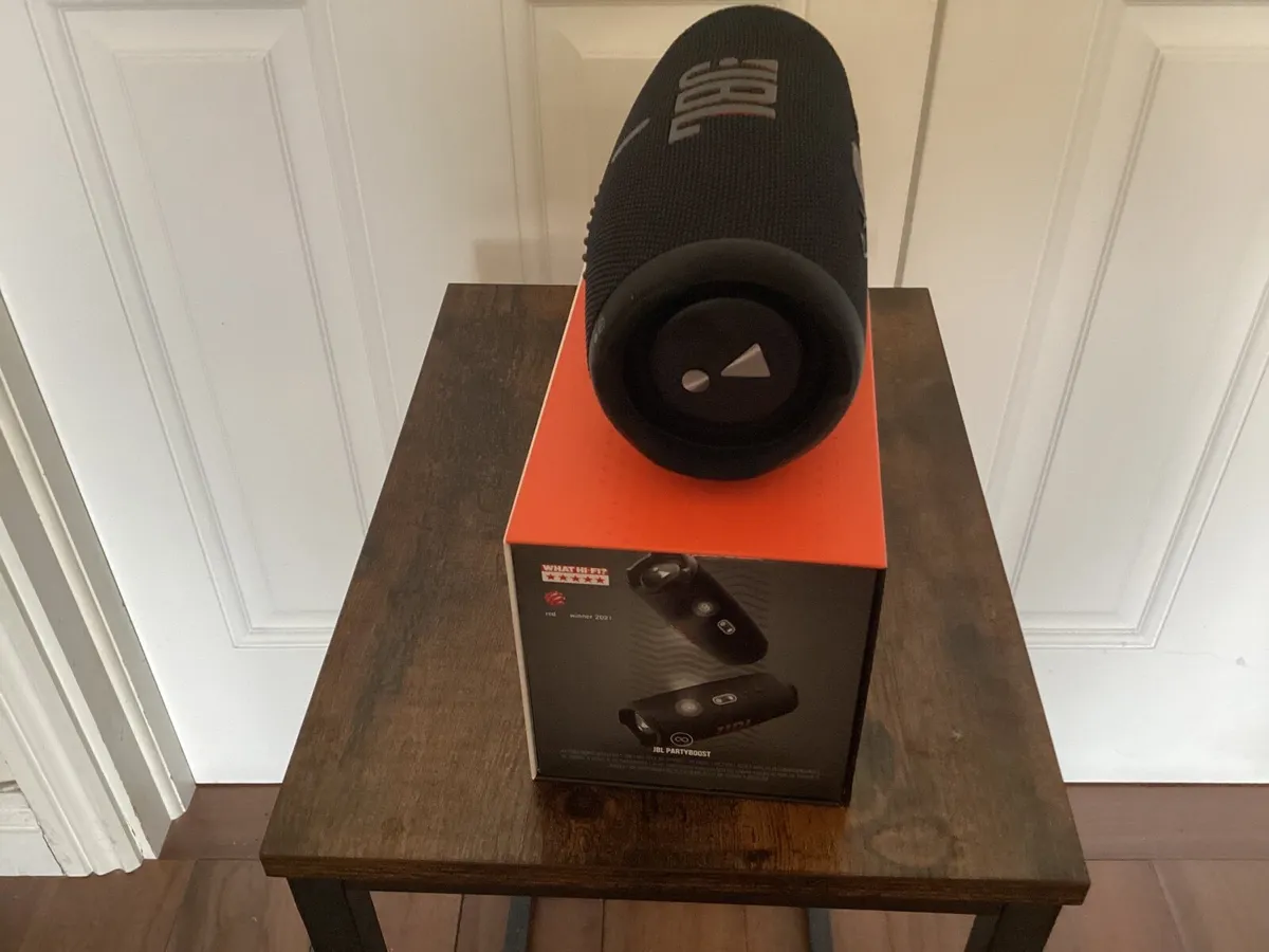 JBL Charge 5 Portable Bluetooth Speaker - Image 4
