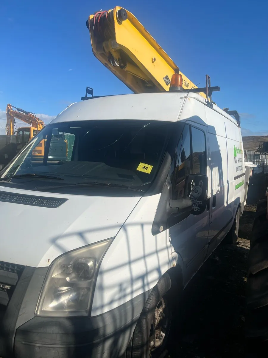 Transit cherry picker - Image 2