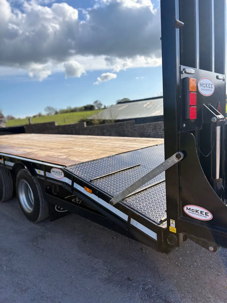 McKEE Low Loader - Image 3