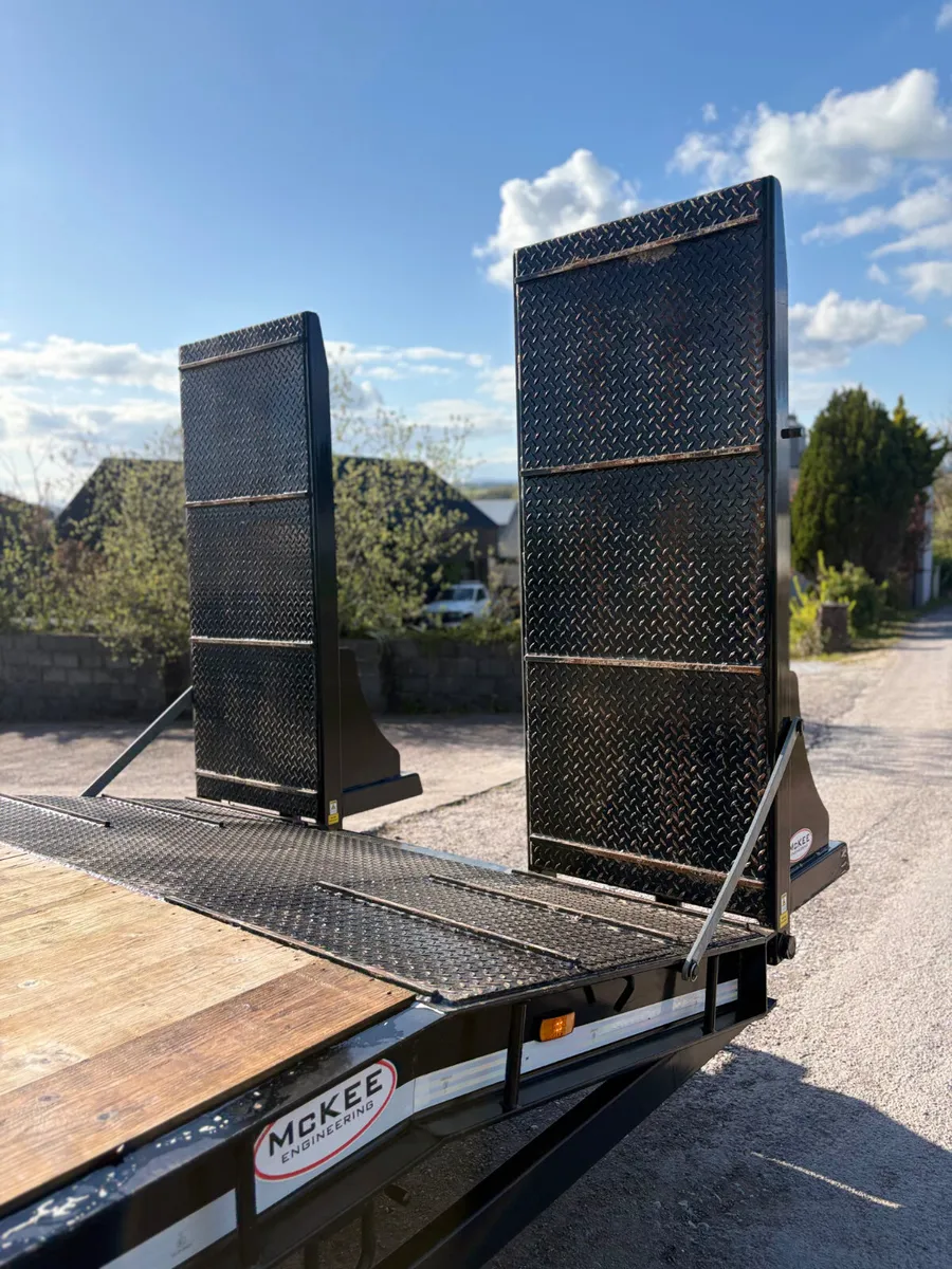 McKEE Low Loader - Image 4