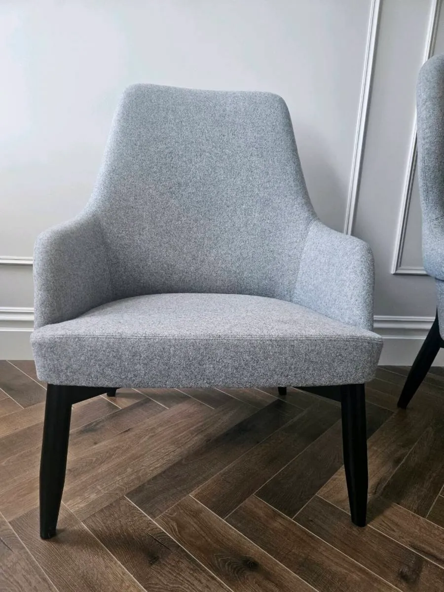 Arm chairs - Image 1