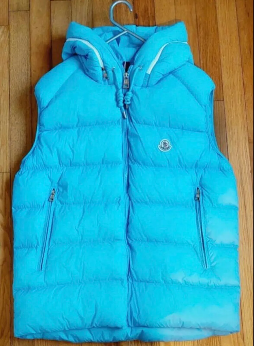 Moncler gillet - Image 1