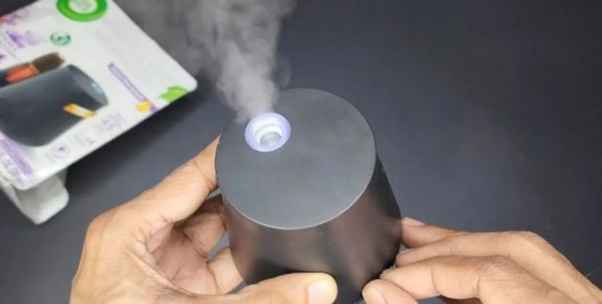 Airwick Air Freshener Essential Mist - Image 1